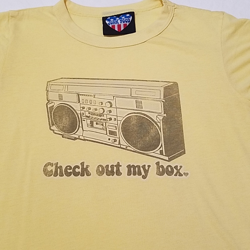 Junk Food light yellow tee Check out my box - Picture 1 of 6